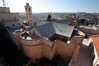 tetto della Basilica della Natività di Betlemme realizzato con isolante termico in lana di pecora ISOLANA